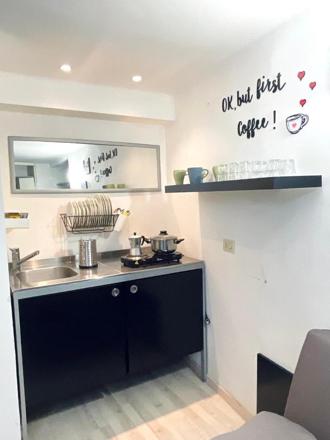 Apartment In 3 Minutes From Duomo Ingresso Via Dei Piatti ミラノ エクステリア 写真